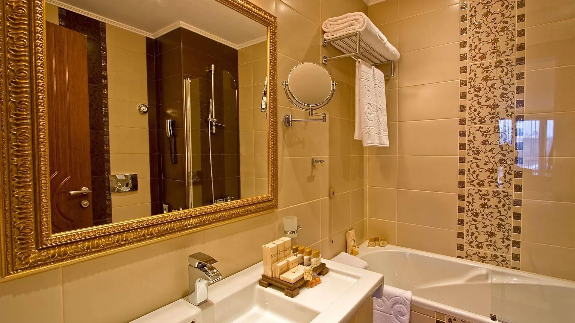 Hotel Berlin Park Vitosha Sofía